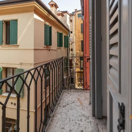 Appartement Brand New Flat In The Heart Of